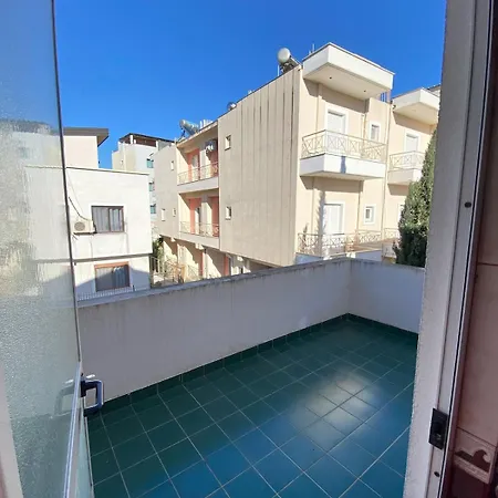 Villa The Red Oasis - Luxury Durrës