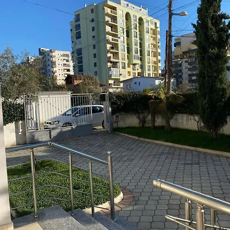Villa The Red Oasis - Luxury Durrës